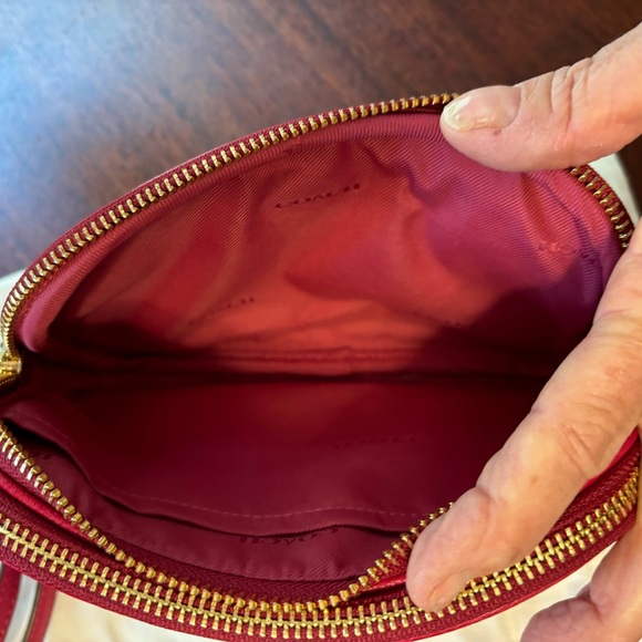 Coach Purse ECU Red Small. - Picture 7 of 7